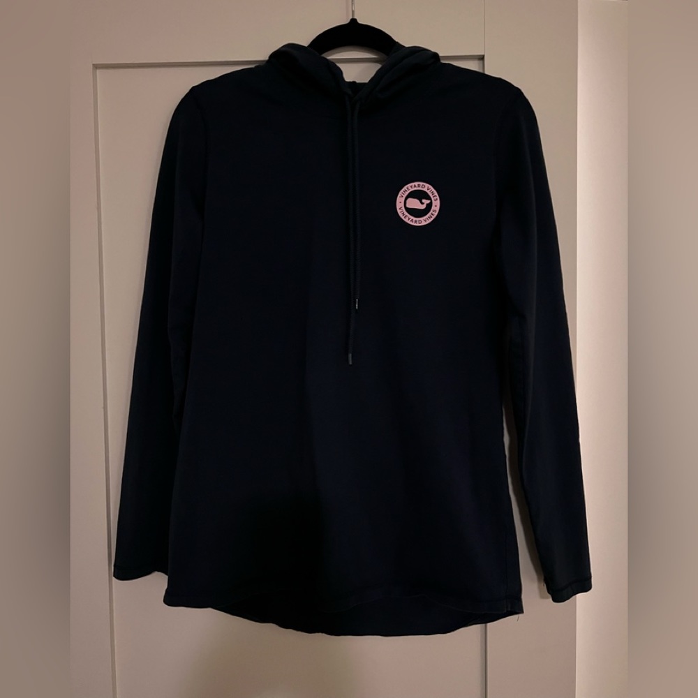 Vineyard Vines hooded t shirt long sleeve